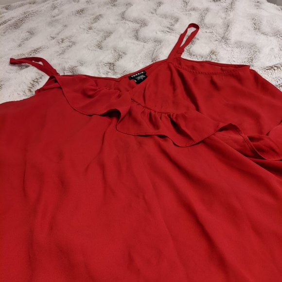 Lipstick Red Top with Ruffle Torrid 2 - Picture 3 of 4